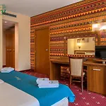 Отель Allegra Balneo & 4*